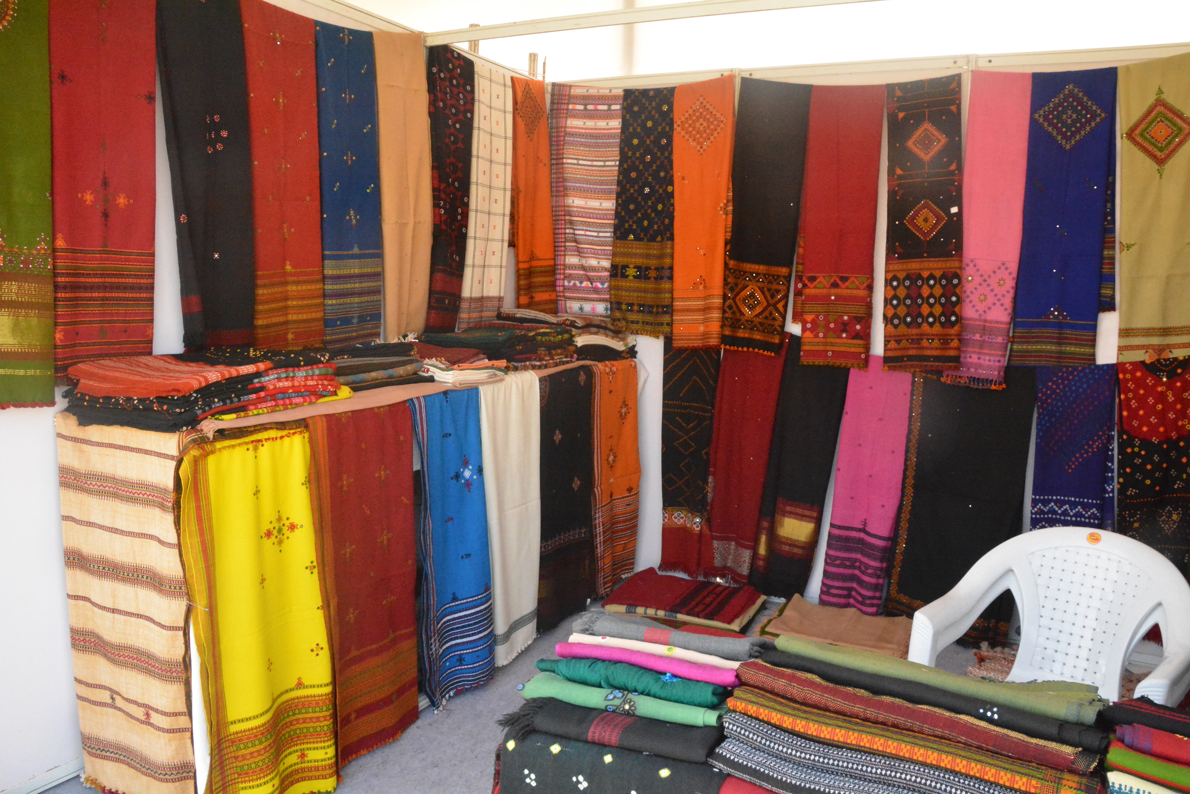 rainbow colors of shawls